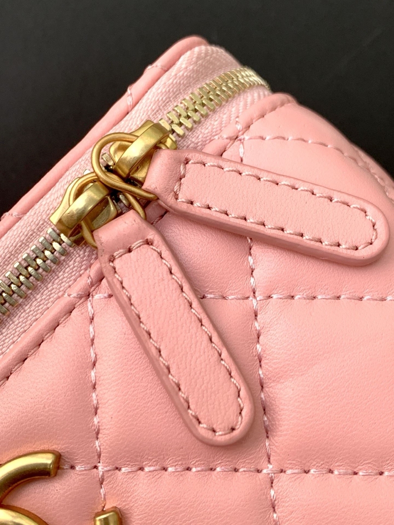 Ch**el cosmetic bags